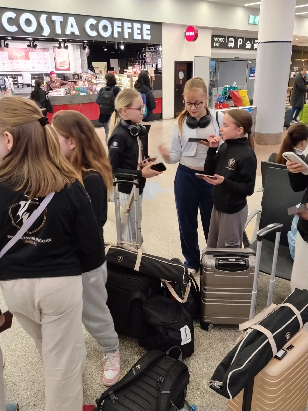 bce17eba-90d7-4bfe-b127-a2069bc9abb1